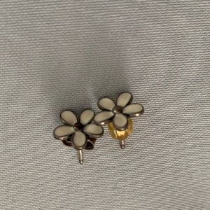 White flower earrings